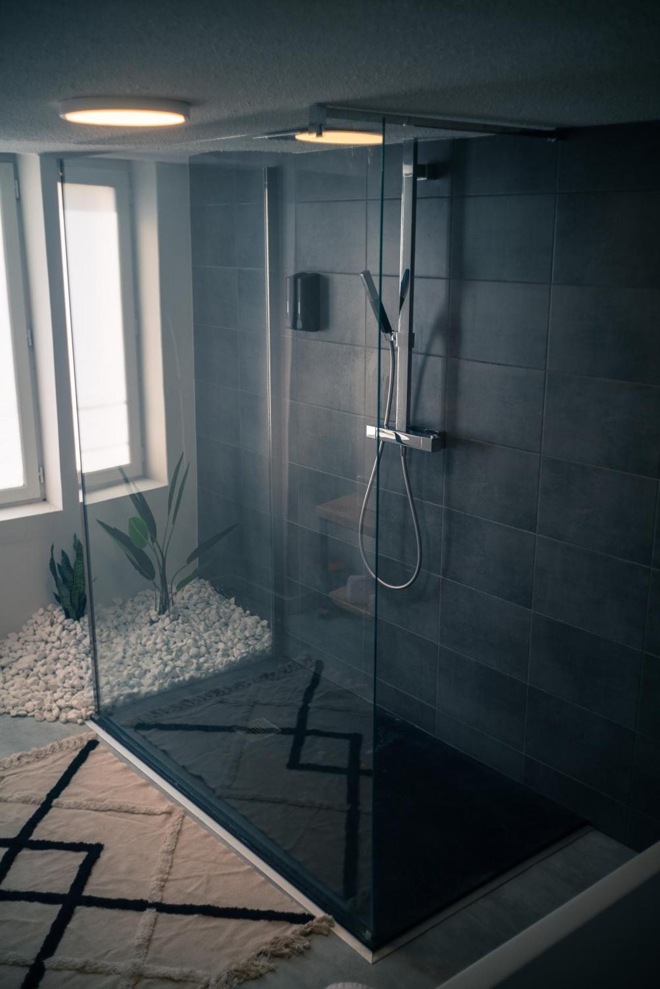 50 Nuances D'Amour - Jacuzzi / Massage / Cinema Moirans Exterior foto